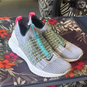 Nike Men's Light Gray Knit Slip-On Sneakers with Teal & Neon Yellow Accents